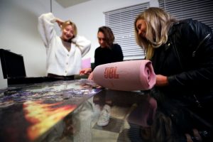 JBL Charge 5 vs JBL Flip 6 diferenças JBL Charge 5 vs JBL Flip 6 diferenças