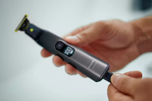 Philips OneBlade vs Philips OneBlade Pro comparação