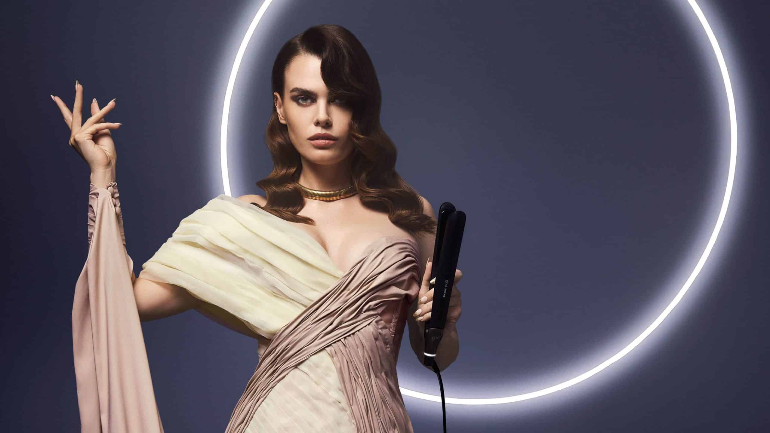 Dyson Airstrait vs ghd Chronos comparativo